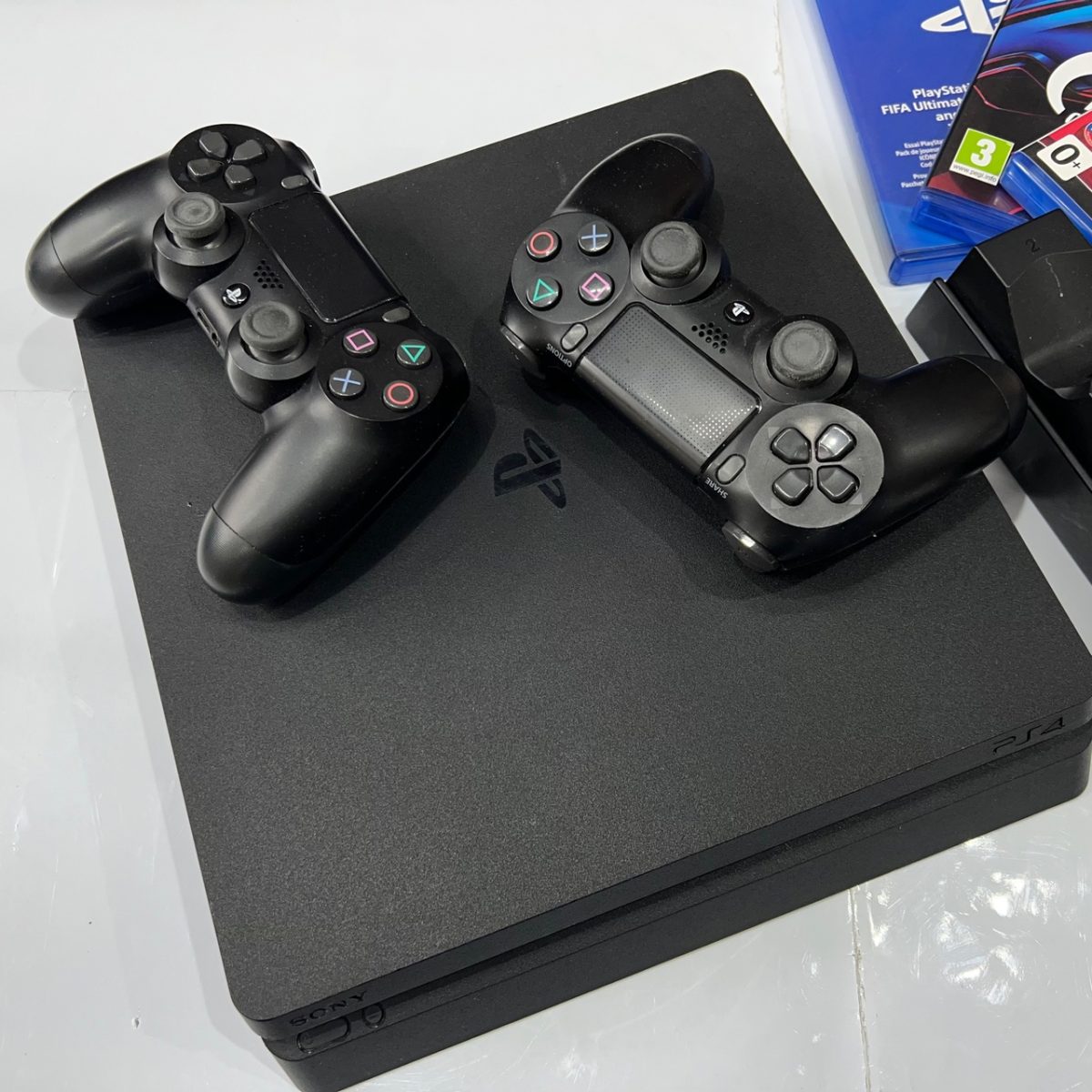 Sony playstation 4 slim 1tb